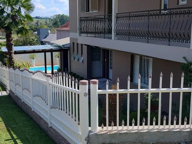 Imagem 3: Casa, 3 Dormitórios, 3 Banheiro, 2 Vagas na Garagem, 255M² de Área Construída