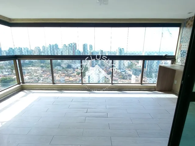 Imagem: Apartamento de Luxo com 3 Quartos À Venda