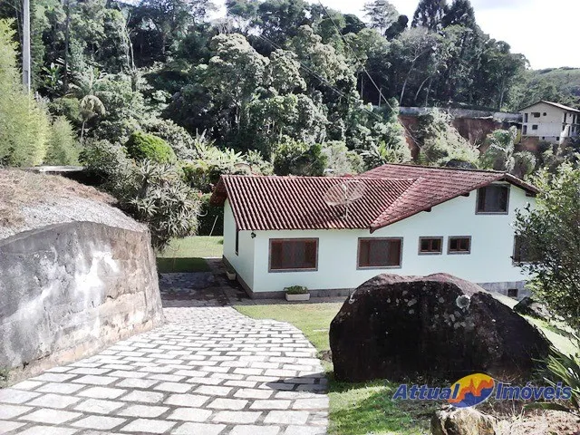 Imagem: Charmosa Casa Linear com 5 Quartos (3 Suítes)