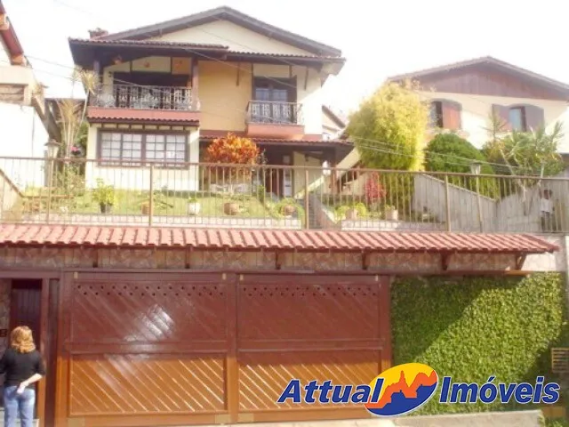 Imagem: Linda Casa Duplex em Agriões À Venda em