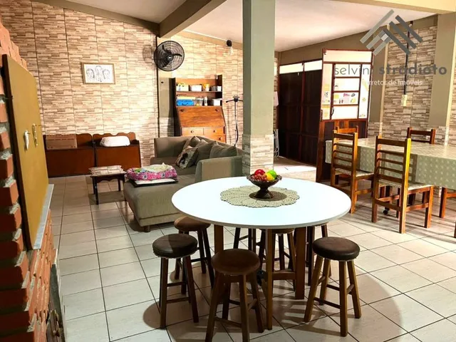 Imagem 4: Casa à venda em São Gabriel, Vargas, com 3 quartos, 306,00m²