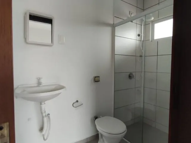 Imagem 4: APARTAMENTO - PISO SUPERIOR - CENTRO I