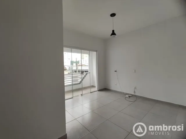 Imagem 6: APARTAMENTO - PISO SUPERIOR - CENTRO I
