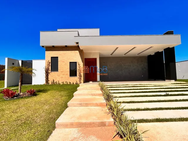 Imagem: Casa Alto Padrão com 03 Quartos em Alphaville