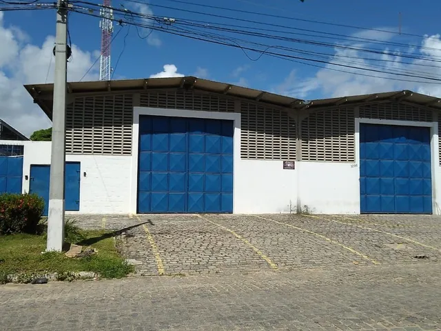 Imagem: Alugo Galpão Candelária
