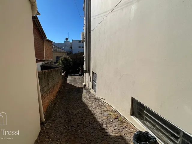 Imagem 8: Prédio Comercial e Residencial