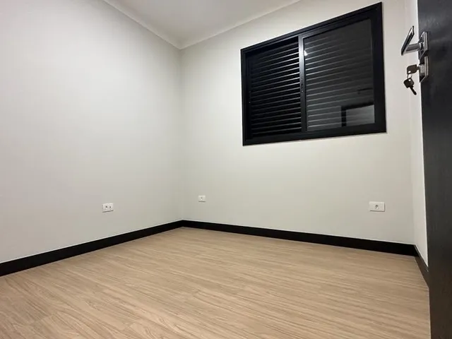 Imagem 7: Casa Moderna com Piscina no Jardim Munique