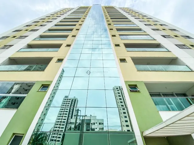 Imagem: Edifício Saint Riom!