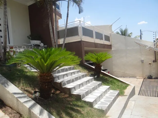 Imagem: Lindo Sobrado no Bairro santa Cruz II