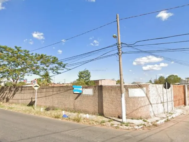 Imagem: Terreno de Esquina no Bairro Chácara dos