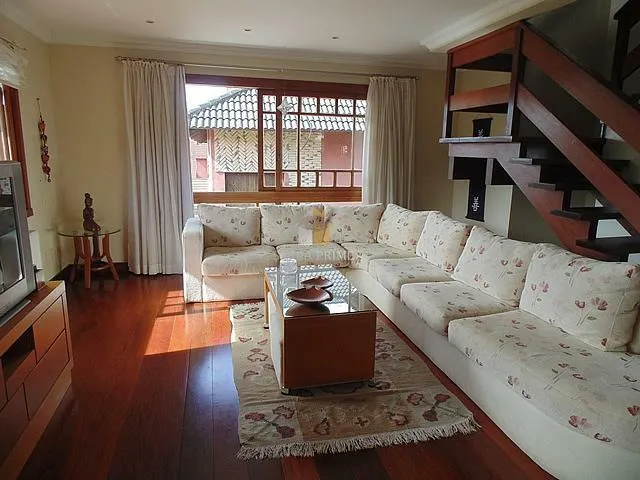 Imagem: Apartamento com 3 Dormitorio(S) Localizado(A)