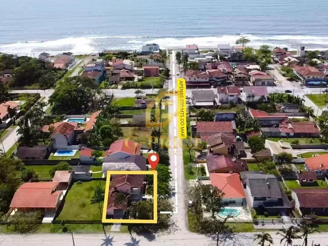 Imagem: Sobrado de Esquina à 200mts do Mar em Região