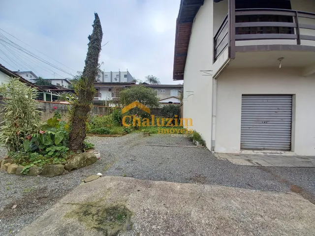 Imagem 7: Sobrado à venda no bairro Floresta, com 210 m2 de área Útil contendo duas amplas