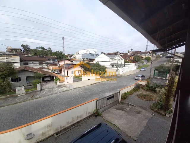 Imagem 8: Sobrado à venda no bairro Floresta, com 210 m2 de área Útil contendo duas amplas