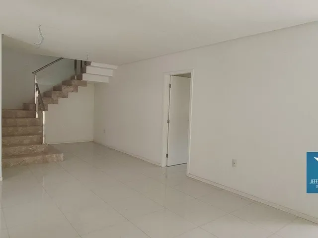 Imagem 7: Oportunidade!!! Vendo Casa em Condomínio Próximo Aos Shoppings em Eusébio, 04 Suítes