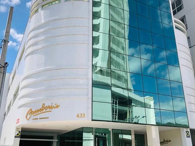 Imagem: O apartamento possui 4 Dormitórios, 4 Suítes, 1 Banheiro,