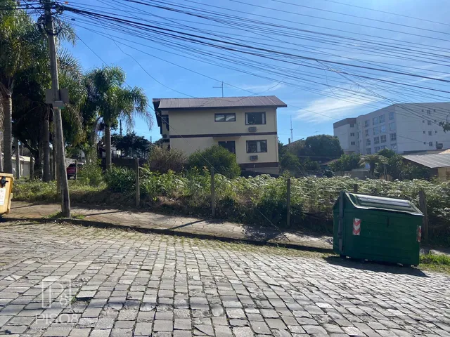 Imagem: Terreno à venda no bairro Petrópolis