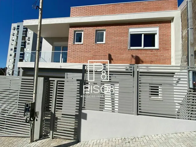 Imagem: Sobrado à venda no bairro Santa Catarina