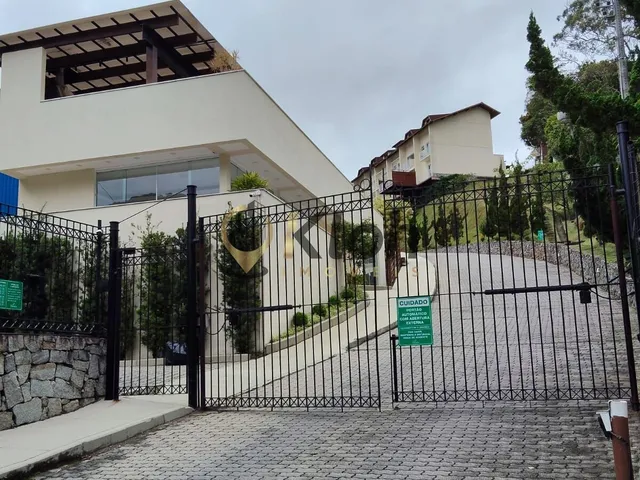 Imagem: Casa Triplex em Luxuoso Condomínio!