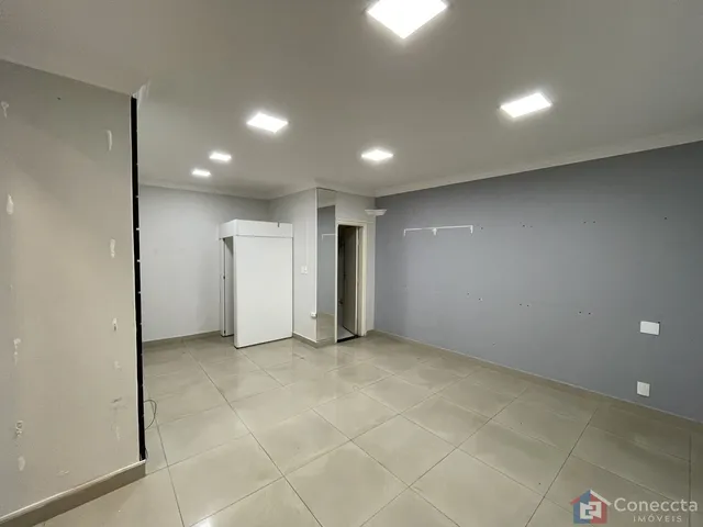 Imagem: Galeria Cristina - Loja Comercial à Venda