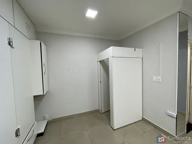 Imagem 3: Galeria Cristina - Loja Comercial à Venda no Centro de Patos de Minas – Galeria
