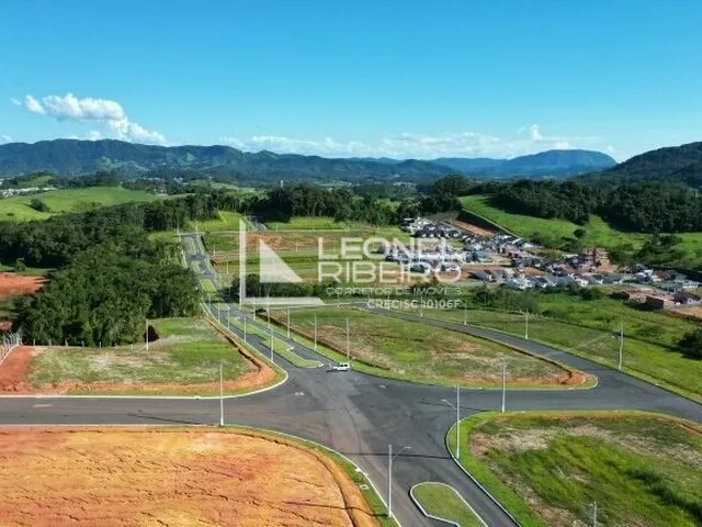 Imagem: Terreno À Venda no Bairro Arapongas em