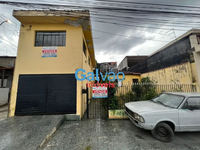 Imagem: Casa Padrão, 2 Dormitórios, 1 Suítes