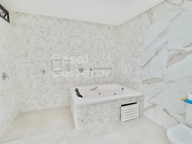 Imagem 12: CASA ALTO PADRÃO DE 250M² COM 5 DORMITÓRIOS SENDO 1 SUÍTE MASTER