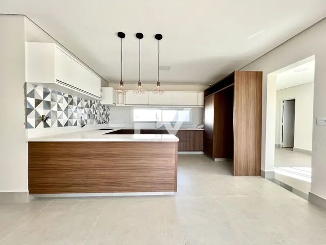 Imagem 2: Casa Alto Padrão no Centro com terreno de aprox 1000m à venda em Formosa-GO