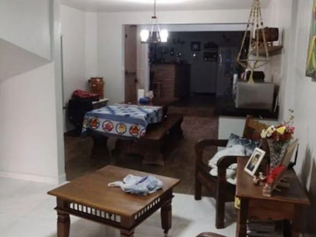 Imagem 5: Sobrado no Bairro Uberaba em Curitiba; 250M² Área Construída; 6,50X23,00 de Terreno