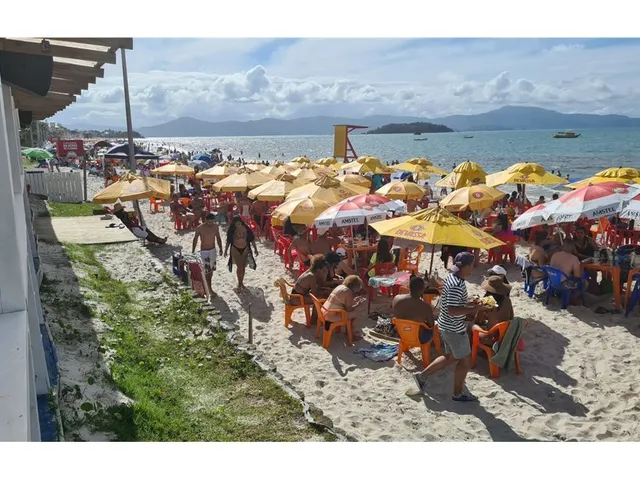 Imagem 7: Loja com 10 Quartos, 950M², À Venda em Florianópolis, Canasvieiras