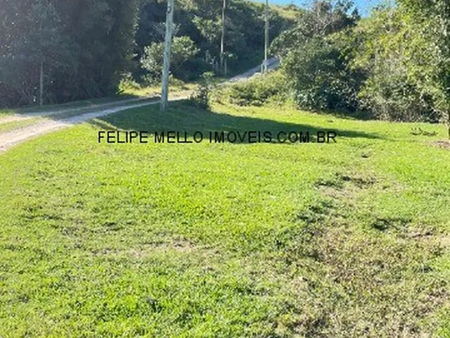 Imagem 3: A Felipe Mello Imóveis tem o prazer de apresentar uma oportunidade imperdível em