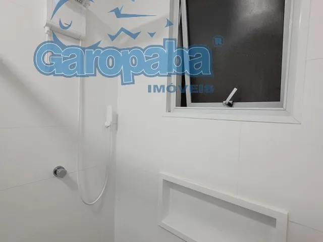 Imagem 12: Alugo por temporada em Garopaba, sobrado novo com 3 dormitórios(2 suítes), split e