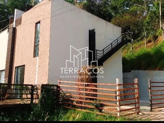 Imagem: Casa À Venda em Condomínio Fechado com