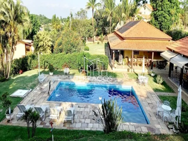 Imagem: Belíssima Casa Térrea com At 1.580 M²/Ac