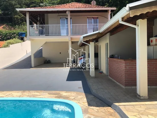 Imagem: Charmosa Chácara com 622 M² com Piscina