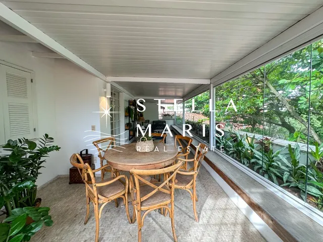 Imagem 1: Leblon, Apartamento Espetacular, para Locação Sem Mobilia, em Prédio de Arquitetura