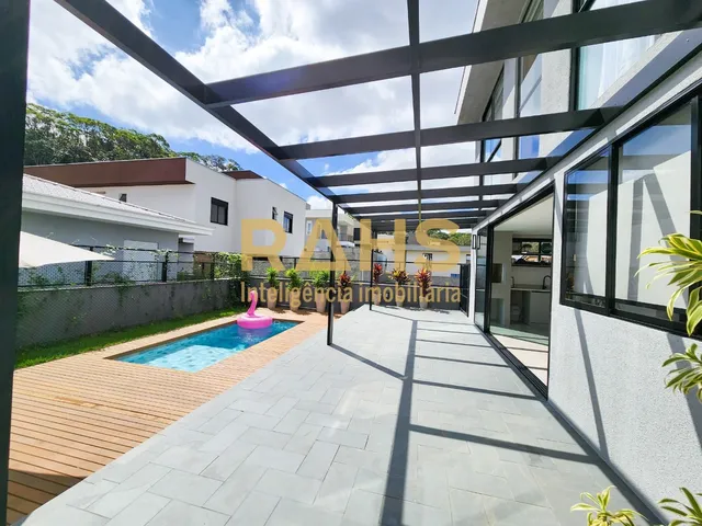 Imagem: Casa À Venda em Condomínio no Bairro Vila