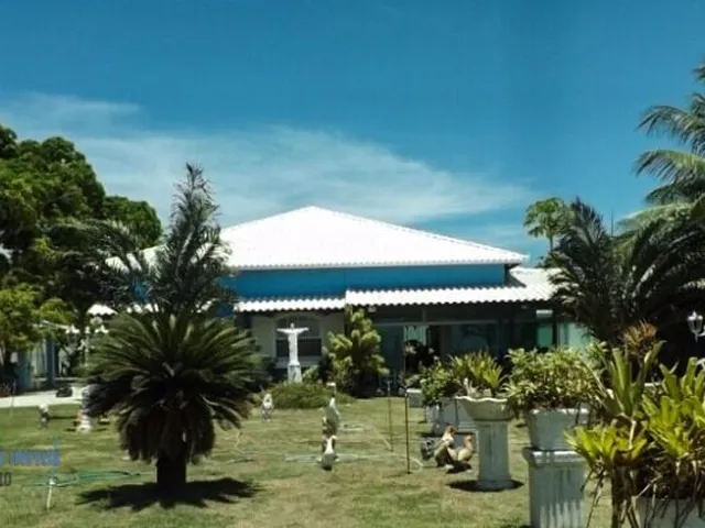 Imagem: A casa possui 5 Dormitórios, 2 Suítes, 3 Banheiros, 2