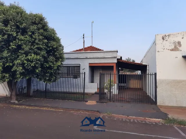 Imagem: Casa À Venda no Bairro Centro - Ituiutaba/Mg