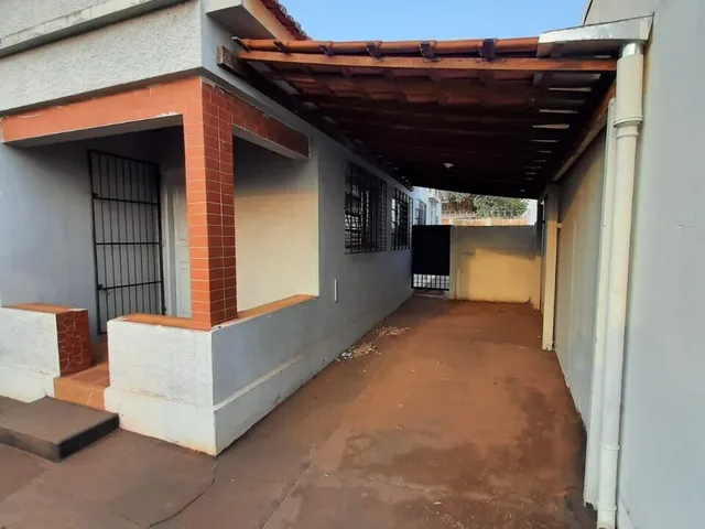 Imagem 2: Casa À Venda no Bairro Centro - Ituiutaba/Mg