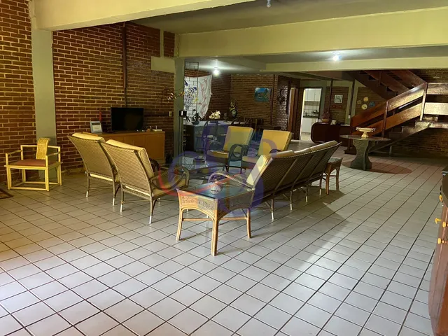 Imagem 11: Ampla Casa com 8 Quartos e Lazer Completo no Porto das Dunas