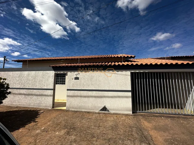 Imagem: Casa para Alugar no Bairro Santiago - Araguari/Mg