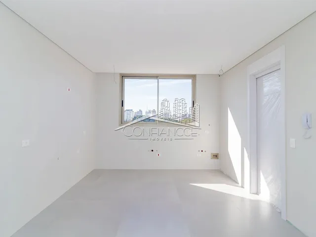 Imagem 9: Apartamento 3 Quartos e 3 Suítes À Venda no Soleil no Cristo Rei em Curitiba/Pr