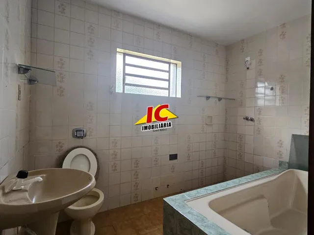 Imagem: Casa com 3 Dormitorio(S) Localizado(A) no
