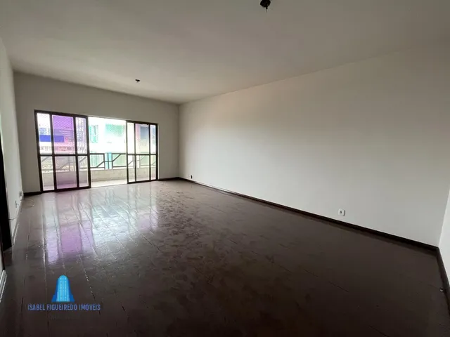 Imagem: O apartamento possui 3 Dormitórios, 1 Suíte, 2 Banheiros,