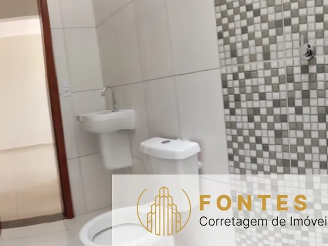 Imagem 6: Casa Nova 3 Dormitórios,1Suíte(Com Cerâmica Até a Clara-Bóia),1Banheiro Social, Sala