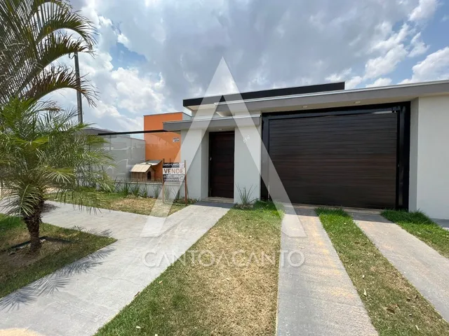 Imagem: Imóvel Residencial, 3 Dormitórios na Rua