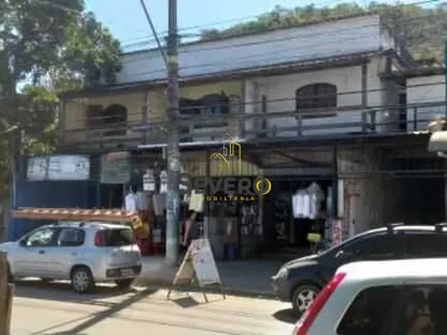 Imagem: A loja possui 3 Dormitórios, 3 Banheiros, 426m² de Área,