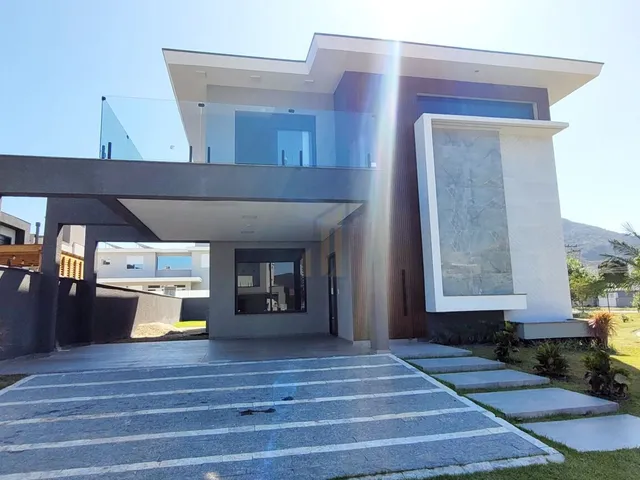 Imagem: Casa em Condomínio À Venda